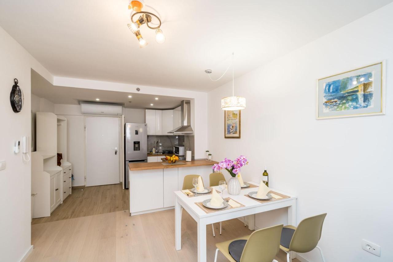Apartment Nava - New And Spacious Gem - Free Parking Дубровник Экстерьер фото