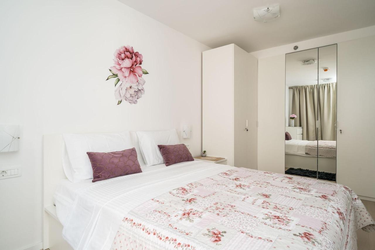Apartment Nava - New And Spacious Gem - Free Parking Дубровник Экстерьер фото